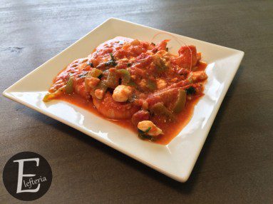 garides saganaki courgettefrietjes