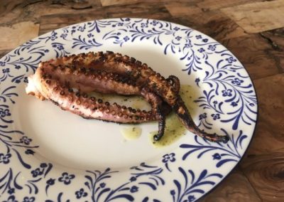 Ochtapodi scharas – Octopus bbq