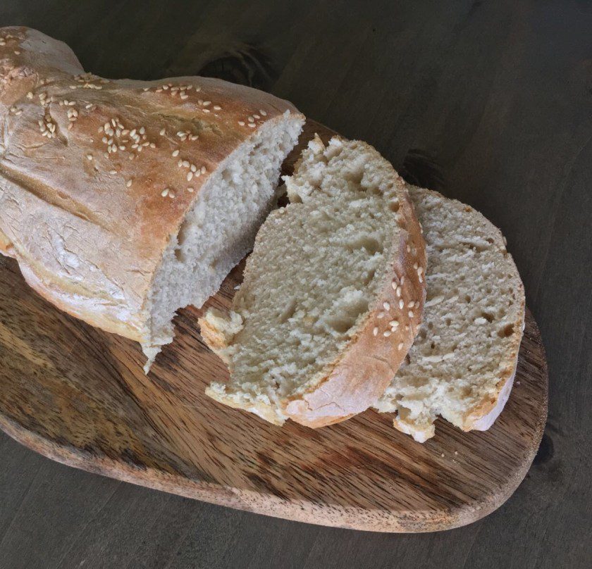 traditioneel Grieks dorpsbrood manouri