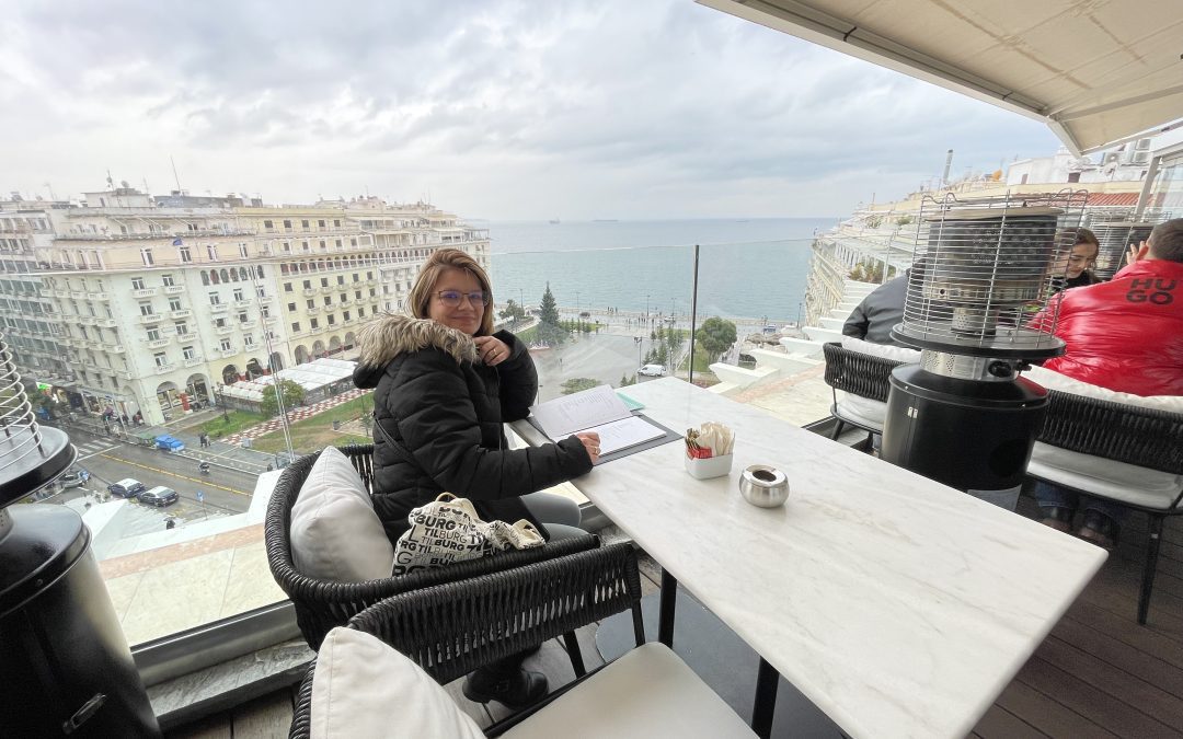 Koffie drinken in Thessaloniki met uitzicht
